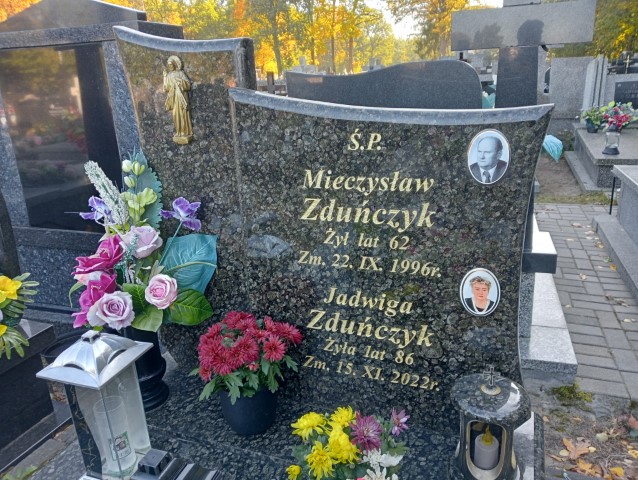Grób Mieczysław Zduńczyk