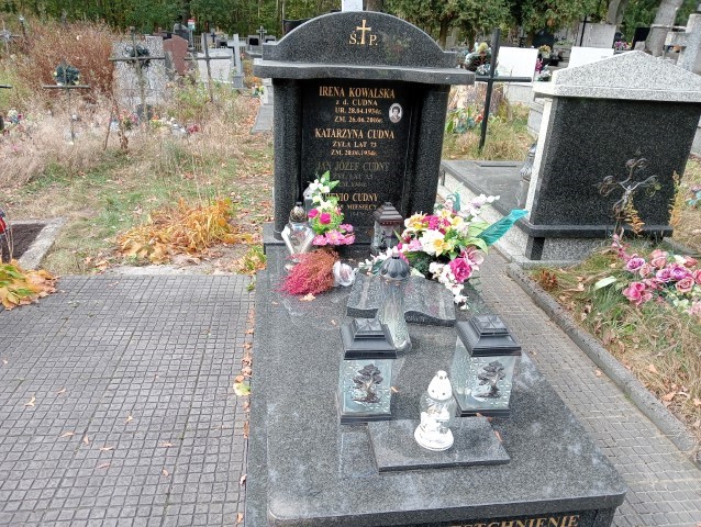 Grób Irena Kowalska