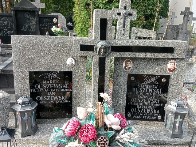 Marek Olszewski Okuniew - Grobonet - Wyszukiwarka osób pochowanych